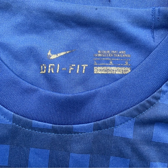Nike Manchester United Jersey - Picture 6 of 9
